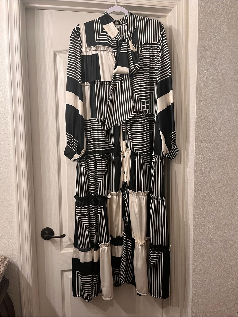 K&K Boutique Black & White Geometric Stripe Maxi Dress